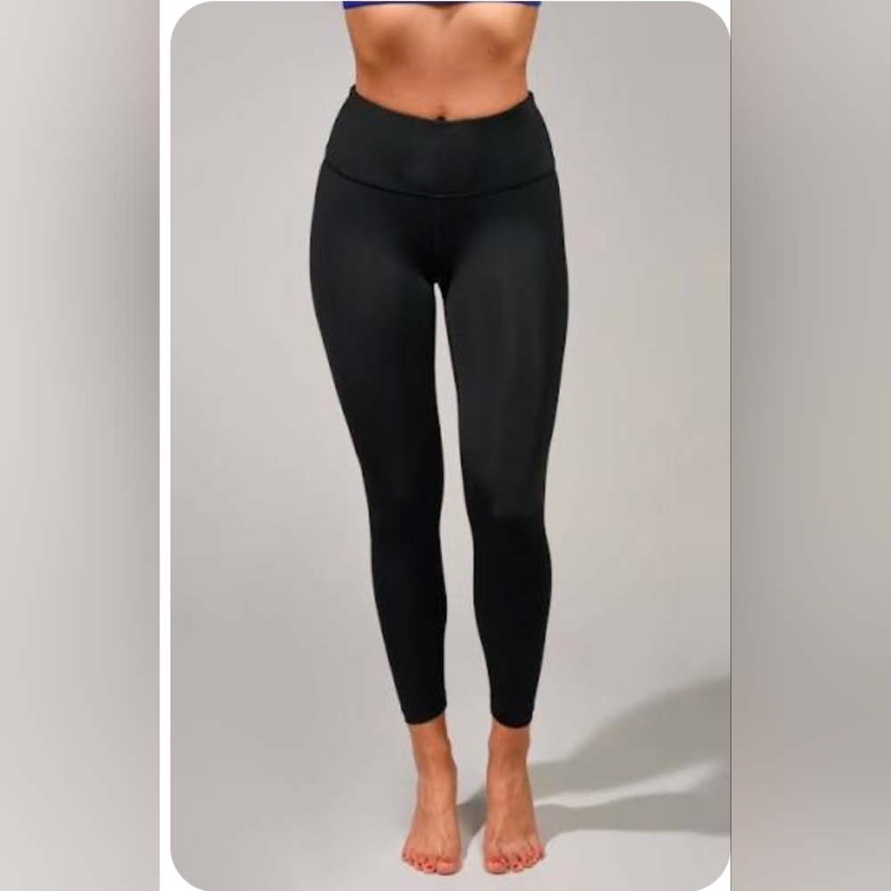 Yogalicious Classic Black Leggings M